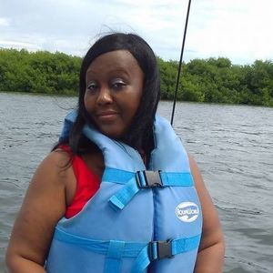 Meet your Posher, Yolanda